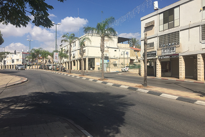 מגדל העמק: 3.4 מיליון שקלים לתכנון 'התחדשות עירונית' במרכז העיר אלי ברדה הסכם גג מגדל העמק התחדשות עירונית מרכז העיר מגדל העמק נוף העמק